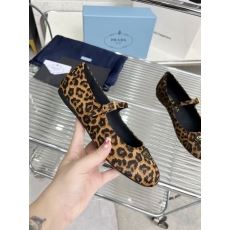 Prada flat shoes